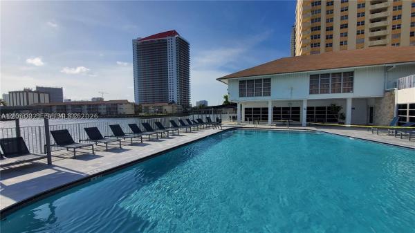 Plaza Towers, 1833 S Ocean Dr #1103, Hallandale Beach, Florida 33009, image 3
