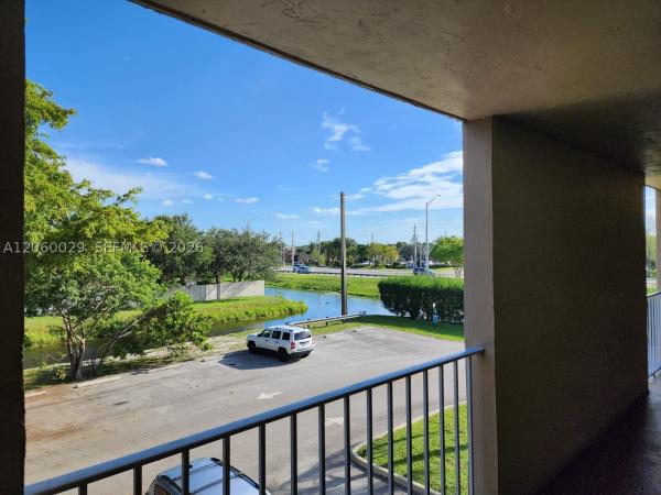 French Villas, 7981 S French Dr #2-202, Pembroke Pines, Florida 33024, image 3