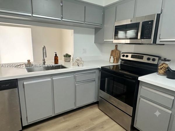 9055 SW 147th Ct, Unincorporated Dade County, Florida 33196, image 2