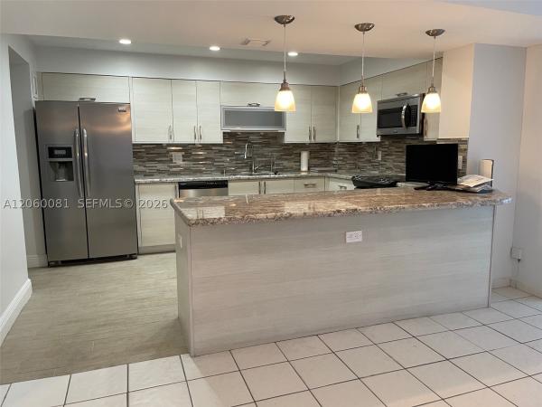 Corinthian, 5825 Collins Ave #7B, Miami Beach, Florida 33140, image 3
