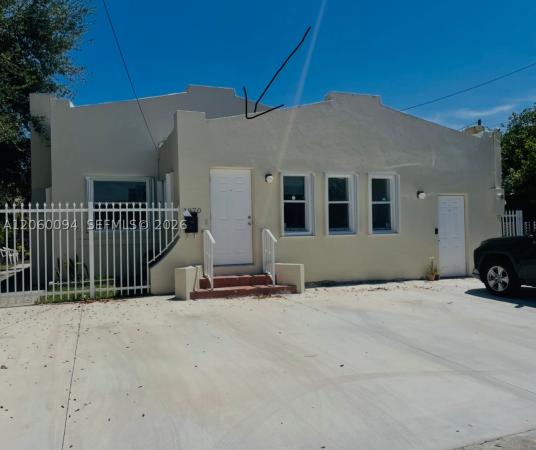 Rogers, 1870 NW 5th St #1, Miami, Florida 33125, image 3