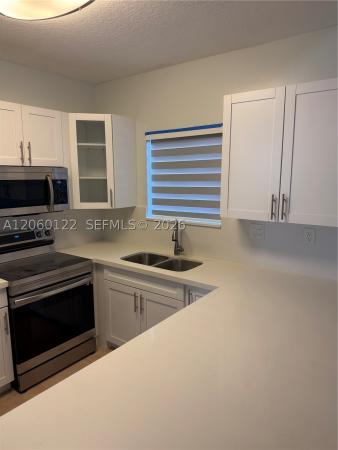 9128 SW 162nd Pl, Unincorporated Dade County, Florida 33196, image 2