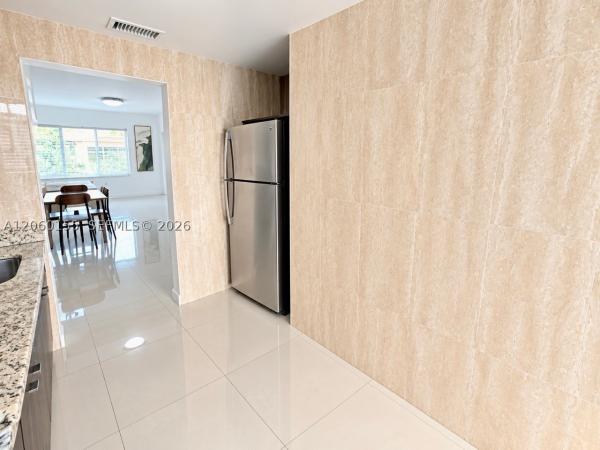The Hideaway, 1035 94th St #4, Bay Harbor Islands, Florida 33154, image 2