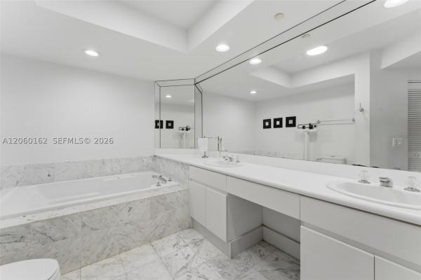 Oceania 4, 16400 Collins Ave #544, Sunny Isles Beach, Florida 33160, image 2
