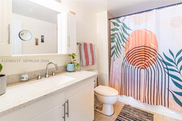 1800 Biscayne Plaza, 275 NE 18th St #1110, Miami, Florida 33132, image 1