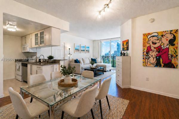 1800 Biscayne Plaza, 275 NE 18th St #1110, Miami, Florida 33132, image 2