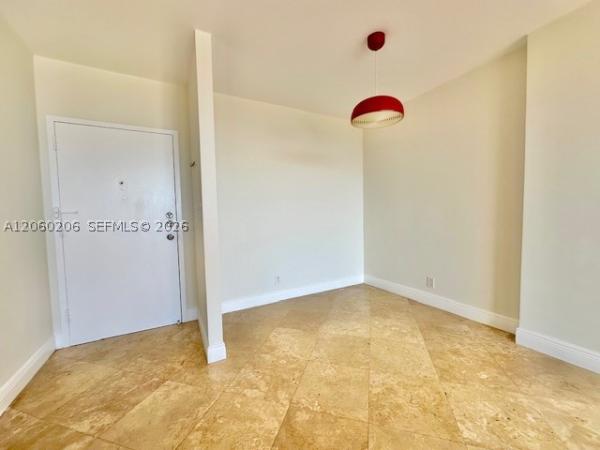 Waterside Towers, 2450 NE 135th St #1005, North Miami, Florida 33181, image 2