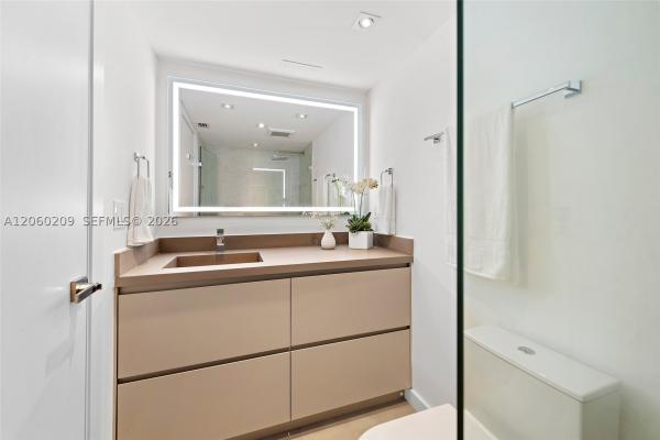 Roney Palace, 2301 Collins Ave #1004, Miami Beach, Florida 33139, image 1