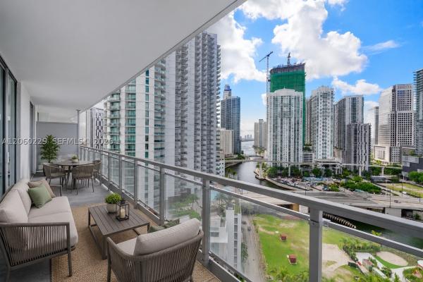 The Ivy At Riverfront, 90 SW 3rd St #2001, Miami, Florida 33130, image 1