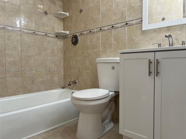 Palm Springs Lakes, 1820 W 72nd Pl, Hialeah, Florida 33014, image 1