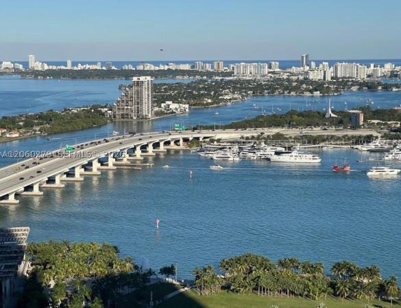 900 Biscayne Bay, 900 Biscayne Blvd #3408, Miami, Florida 33132, image 3