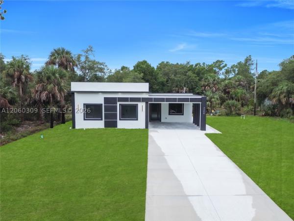 Lehigh Acres, 3304 E 15th St, Lehigh Acres, Florida 33972, image 2
