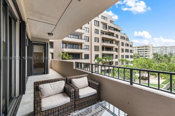 Oceansound At Key Colony, 251 Crandon Blvd #325, Key Biscayne, Florida 33149, image 2