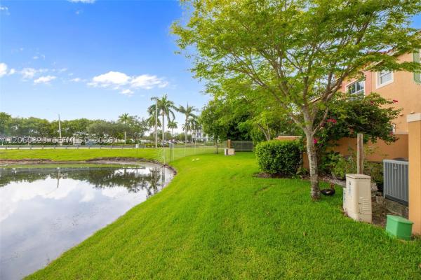 Pembroke Cay, 806 SW 143rd Ter, Pembroke Pines, Florida 33027, image 3