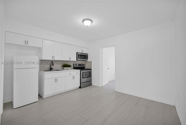 55 NE 165th St, Unincorporated Dade County, Florida 33162, image 2