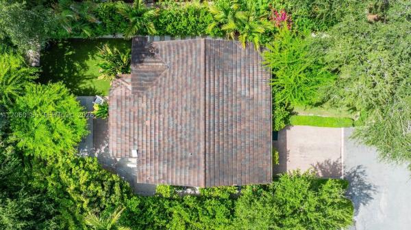 Welbon, 815 Monterey St, Coral Gables, Florida 33134, image 1