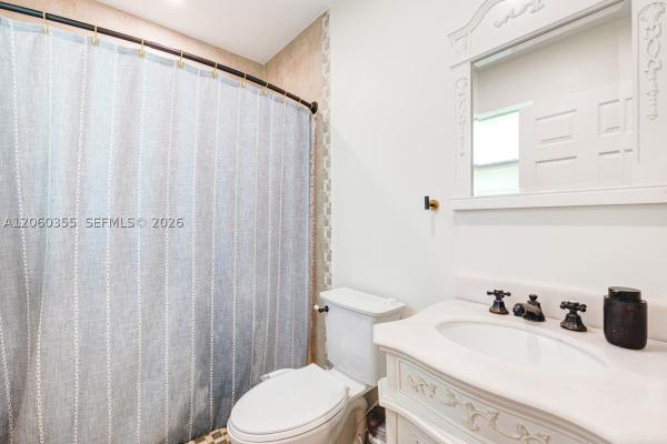 Welbon, 815 Monterey St, Coral Gables, Florida 33134, image 2