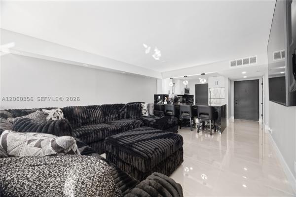 Cypress Bend, 2302 S Cypress Bend Dr #306, Pompano Beach, Florida 33069, image 3