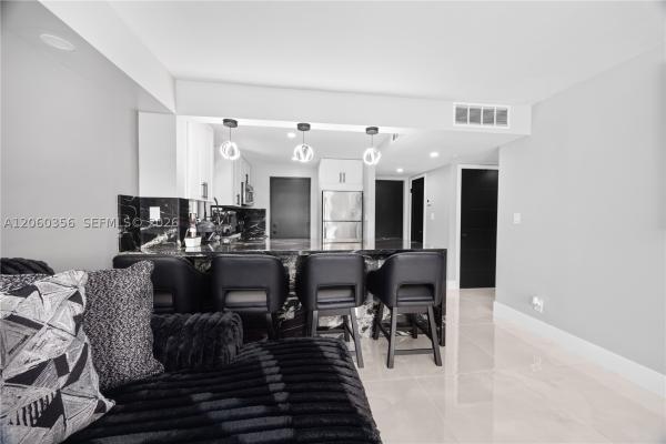 Cypress Bend, 2302 S Cypress Bend Dr #306, Pompano Beach, Florida 33069, image 2