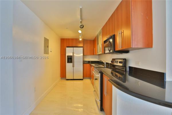 Treasures On The Bay, 7501 E Treasure Dr #4K, North Bay Village, Florida 33141, image 2