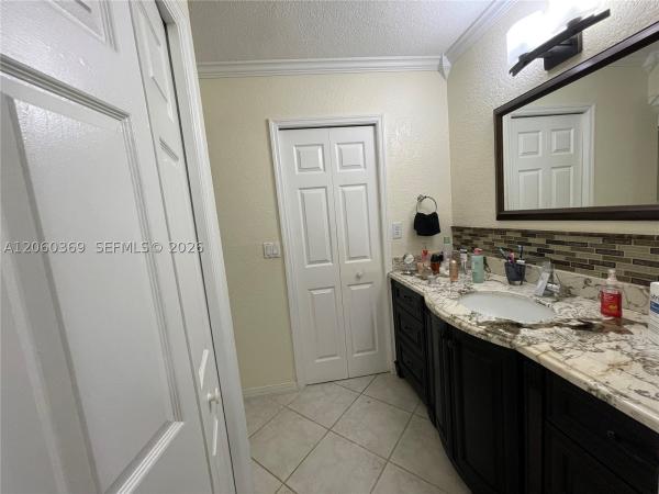 16240 Laurel Dr #101, Weston, Florida 33326, image 2