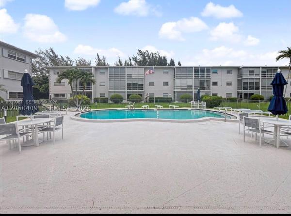 Golden Isles, 700 Layne Blvd #306, Hallandale Beach, Florida 33009, image 2