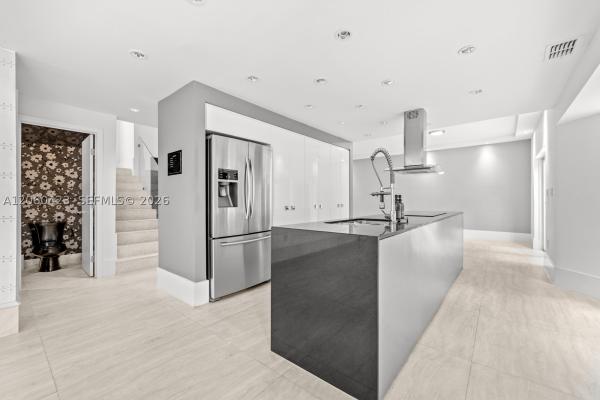 1830 Chucunantah Rd, Miami, Florida 33133, image 2