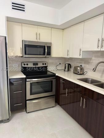 Lakewood At Emerald Hills, 3680 N 56th Ave #823, Hollywood, Florida 33021, image 1