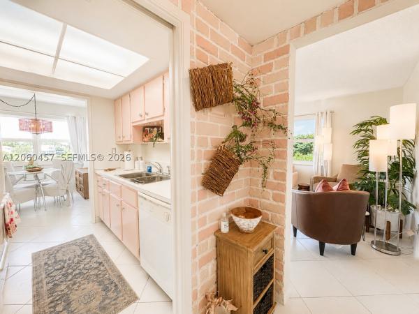 Ocean Hillsboro, 1069 Hillsboro Mile #206, Hillsboro Beach, Florida 33062, image 3
