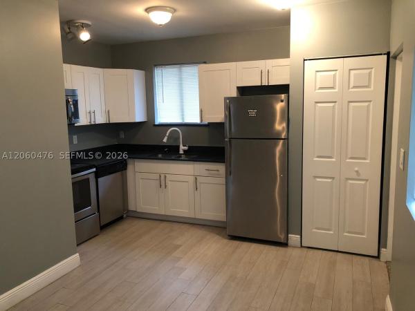 Griffins, 4126 NW 3rd Ave, Miami, Florida 33127, image 2