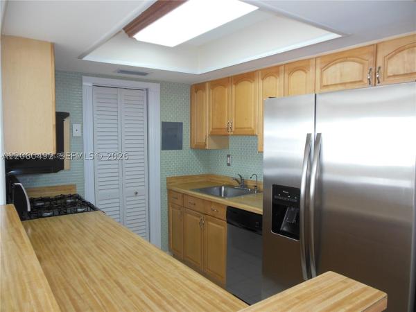 Westland Gardens Club, 1350 W 53rd St #8, Hialeah, Florida 33012, image 3
