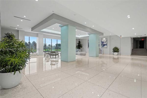 Coronado Tower 1, 20335 W Country Club Dr #1702, Aventura, Florida 33180, image 1