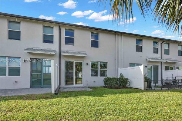 1761 Lindley St, Mangonia Park, Florida 33407, image 2