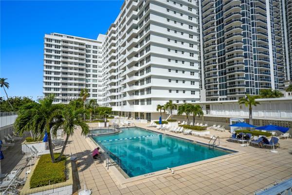 Mimosa, 4747 Collins Ave #201, Miami Beach, Florida 33140, image 3