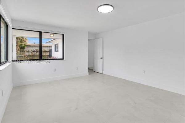 30 NE 193rd Ter, Unincorporated Dade County, Florida 33179, image 3