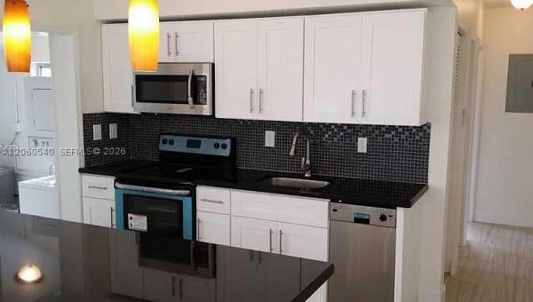 Middle River Terrace, 709 NE 16th St, Fort Lauderdale, Florida 33304, image 2