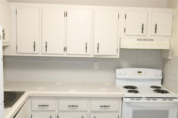 7825 Camino Real #J-111, Unincorporated Dade County, Florida 33143, image 1