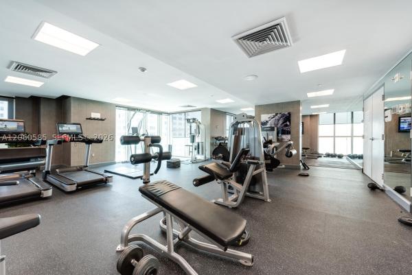 The Plaza On Brickell East, 950 Brickell Bay Dr #4801, Miami, Florida 33131, image 3