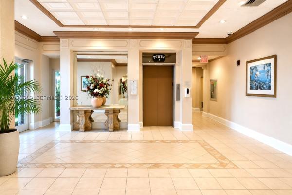 Del Prado, 18071 Biscayne Blvd #302-3, Aventura, Florida 33160, image 1