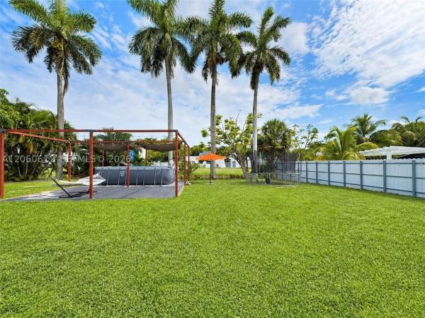 Plantation Gardens, 6601 NW 9th St, Plantation, Florida 33317, image 1