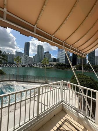 Courvoisier Courts, 701 Brickell Key Blvd #1808, Miami, Florida 33131, image 3
