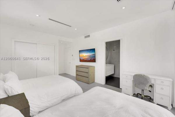 Altos Del Mar, 7830 Atlantic Way, Miami Beach, Florida 33141, image 2