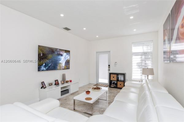 5622 NW 112th Ct, Doral, Florida 33178, image 3