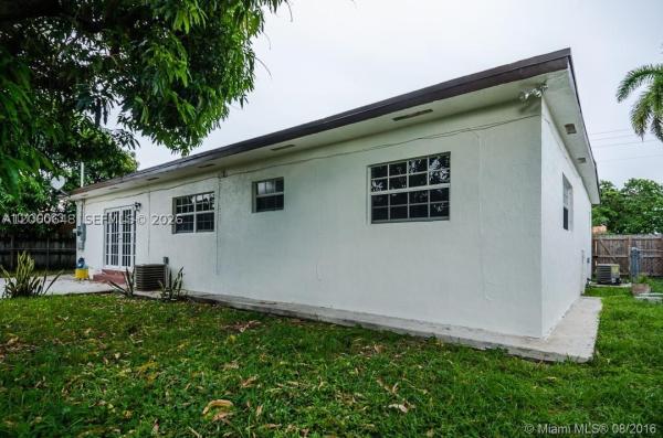 Palm Springs, 5360 W 2nd Ave, Hialeah, Florida 33012, image 1
