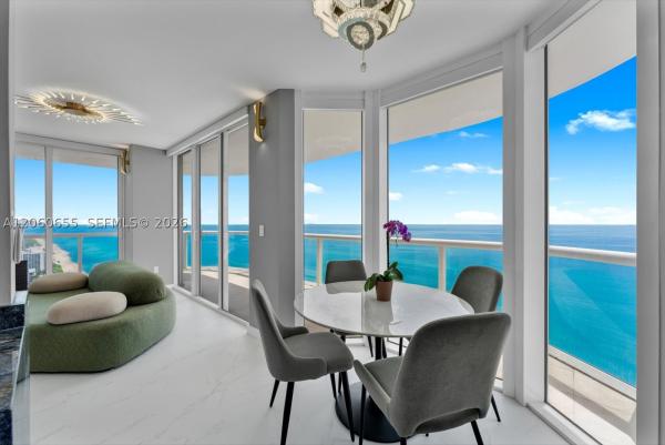 Akoya, 6365 Collins Ave #3901, Miami Beach, Florida 33141, image 2