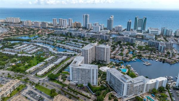 The Olympus Towers, 2500 Parkview Dr #517, Hallandale Beach, Florida 33009, image 2