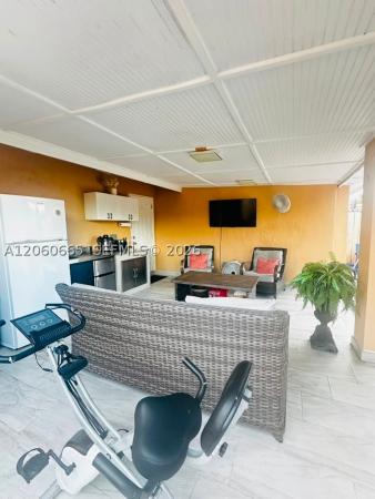 7097 SW 152nd Pl, Unincorporated Dade County, Florida 33193, image 2