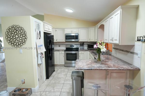 2304 SE 8th Ter, Cape Coral, Florida 33990, image 1