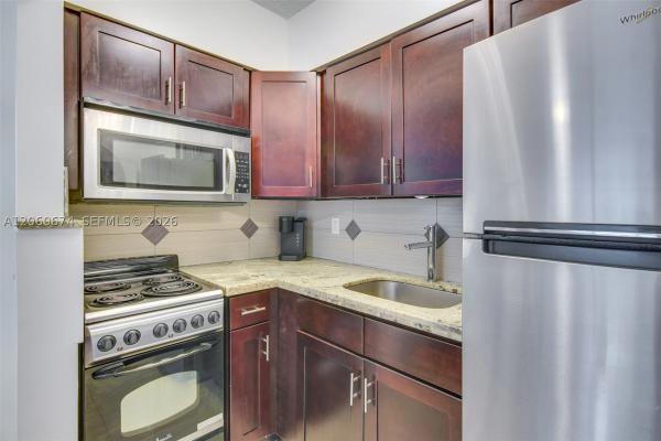 Hallandale Pines Estates, 412 NE 4th Ave #1-4, Hallandale Beach, Florida 33009, image 3