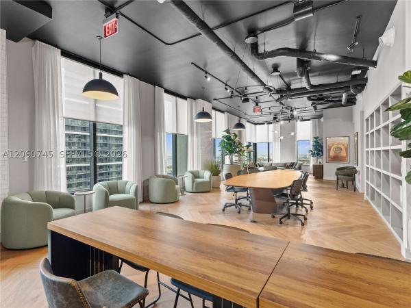 121 NE 5th St #504, Miami, Florida 33132, image 3